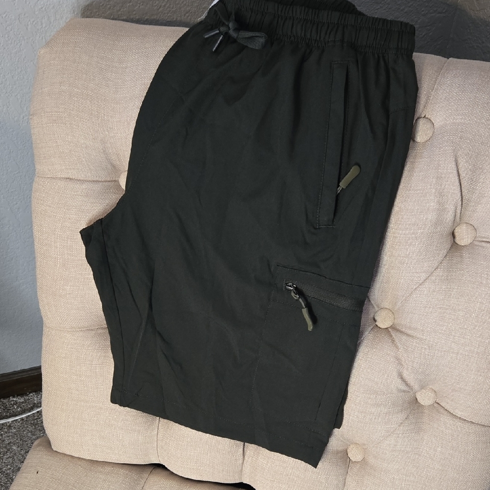 Womens Hiking Cargo Shorts, Dark Green